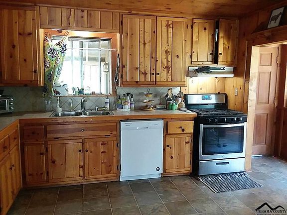 4th image of 33492 Plum Creek Rd