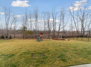 1288 Weatherstone Ln, Howell, MI 48843