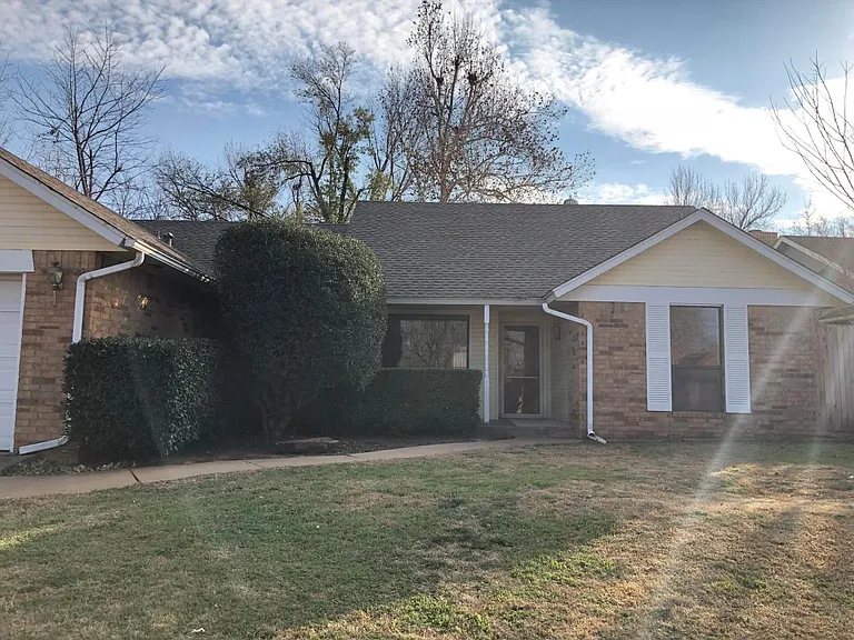 2824 Quail Holw — Photo 2