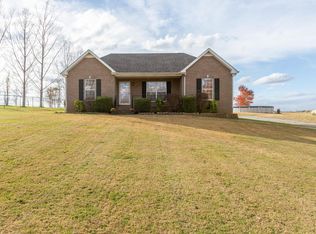 4382 Airport Rd, Springfield, TN 37172