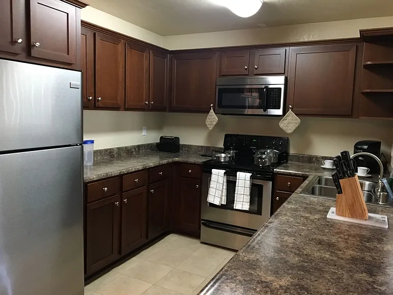 ShadowRidge Country Club Villas — Photo 11