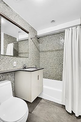 4th image of 144 Lincoln Pl #2