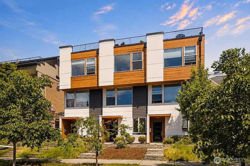3rd image of 2326 Minor Avenue E #B