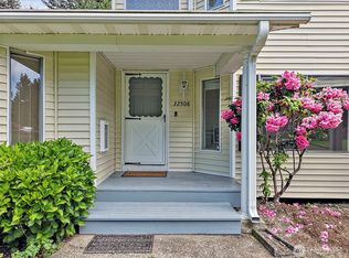 32508 2nd Pl S #182, Federal Way, WA 98003