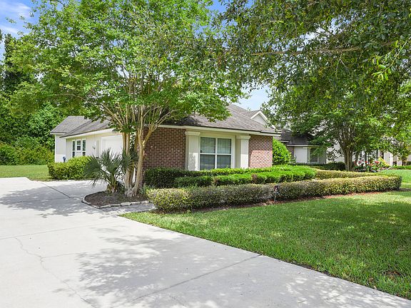 3rd image of 14642 Amelia View Dr