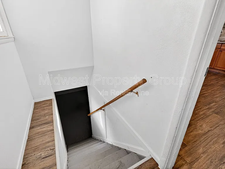409 Shepley Dr — Photo 18