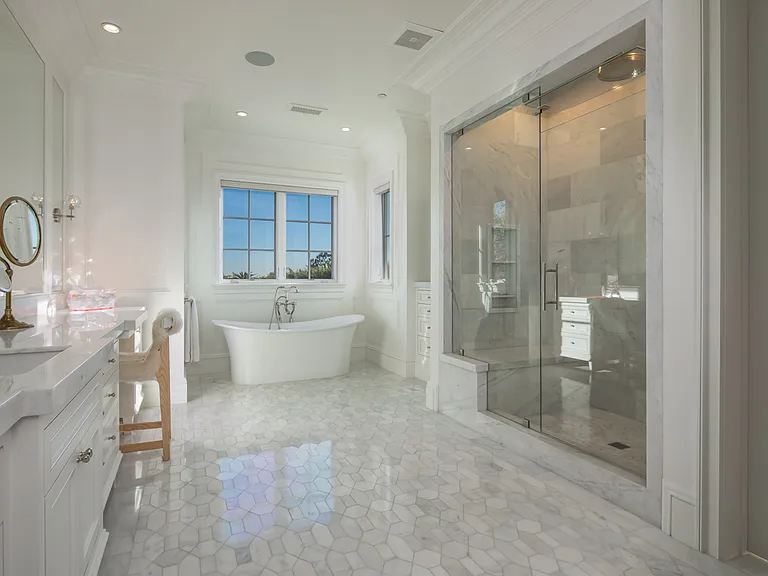 1580 Sorrento Dr — Photo 13