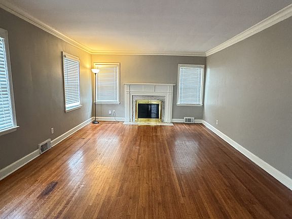 3rd image of 61 N Reese St