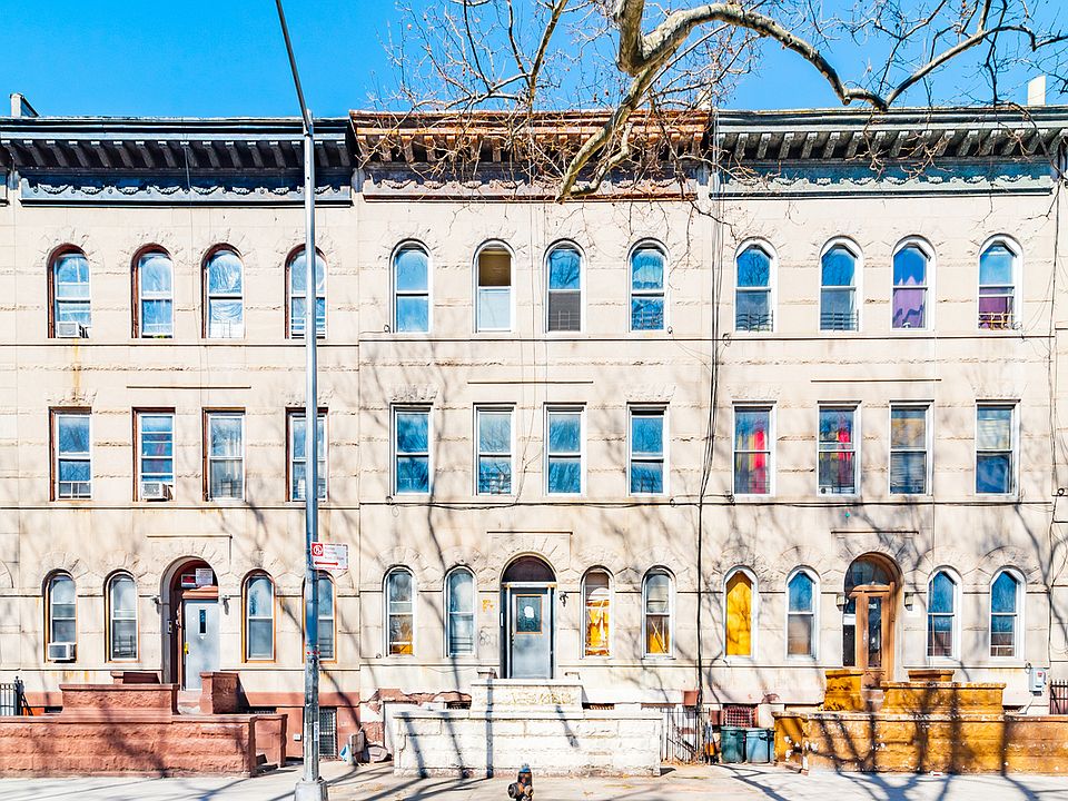 1st image of 827 Halsey St APT 1