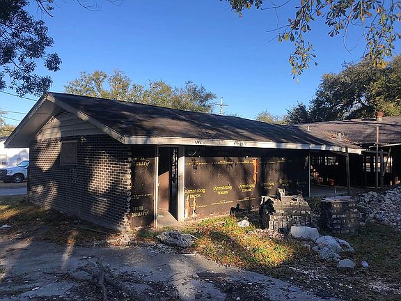 5th image of 2200 Rose St