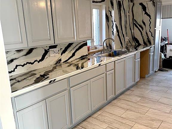 3rd image of 132 Union St