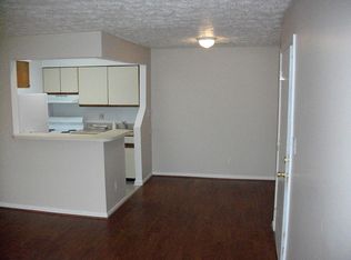 13 Wells Ct, Hampton, VA 23666