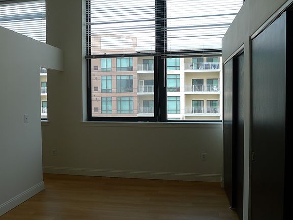 3rd image of 4600 Woodward Ave APT 411