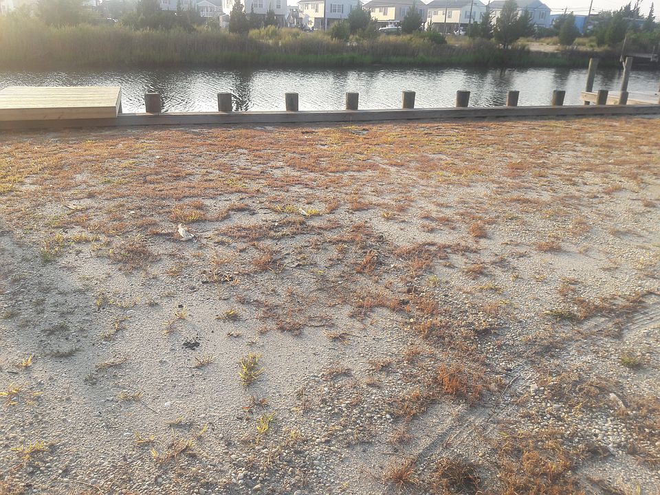 1st image of 24 S Ensign Dr