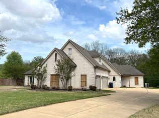 609 Big Lake Rd, Marion, AR 72364