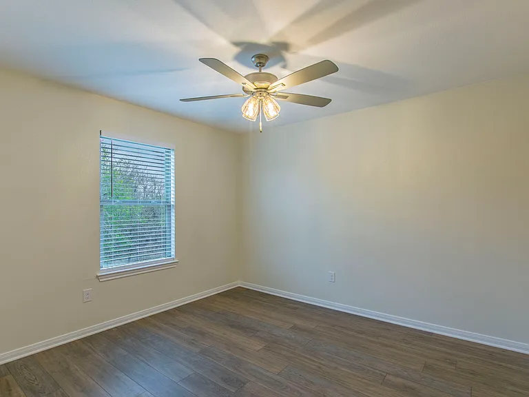 104 Patriot Cir #104 — Photo 15