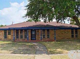10326 Royal Chapel Dr, Dallas, TX 75229