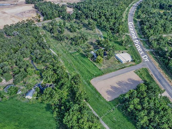 4th image of 23707 Sanders Cemetery Rd
