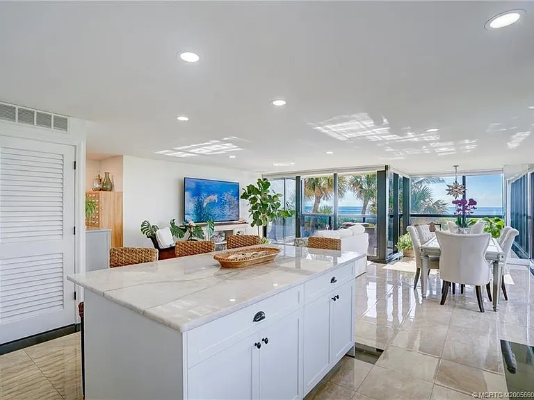 10410 S Ocean Dr #209 — Photo 25