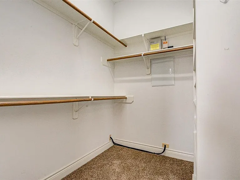 1507 Paige St — Photo 32