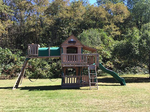 3rd image of 51856 County Road 109