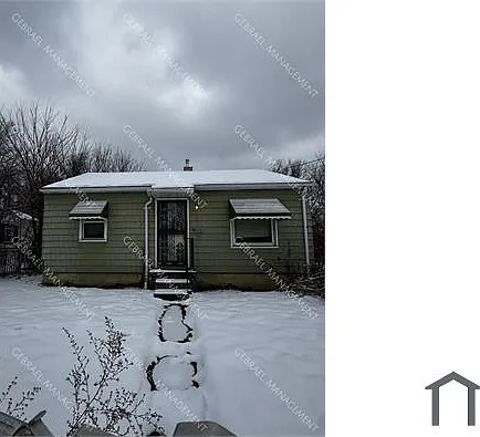 1175 E Home Ave — Photo 1