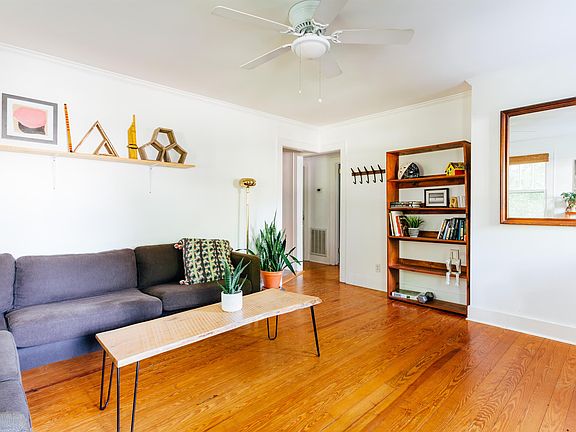 5th image of 221 Peachtree St