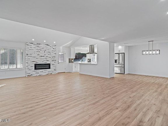 2nd image of 6415 Los Altos Dr