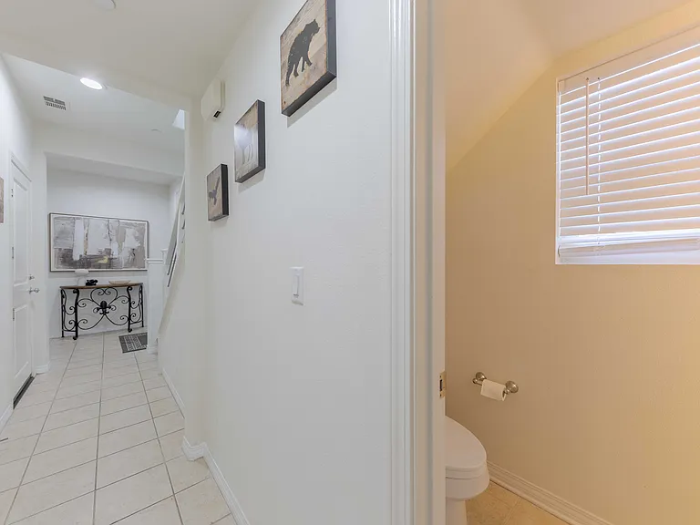 417 Encanto Ln — Photo 10