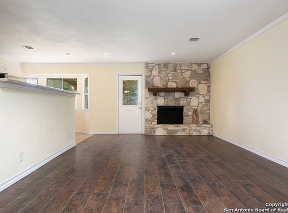 4th image of 9750 Heritage Farm