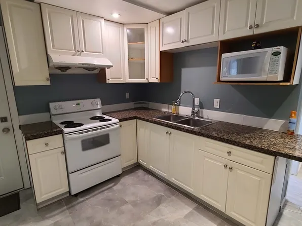 35236 Wells Gray Ave #Basement, Abbotsford, BC V2S 5W7