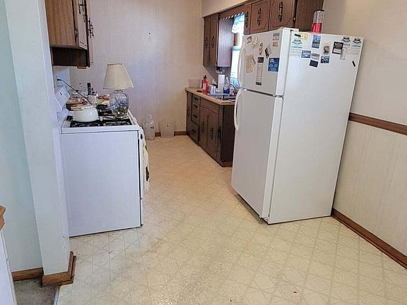 2nd image of 7346 Parrish Ave