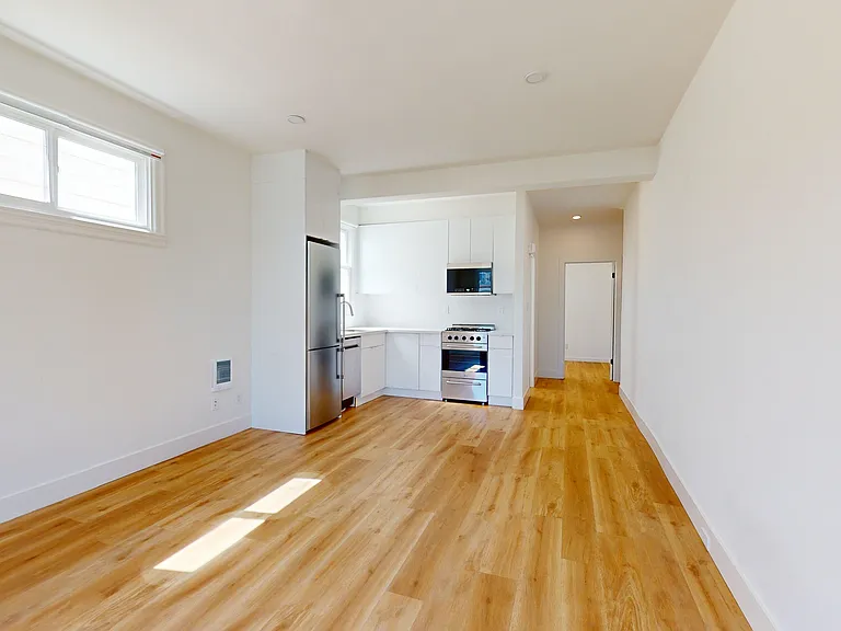 3101 Gough St #206 — Photo 6