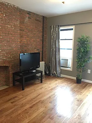 Rented by Compass | media 14