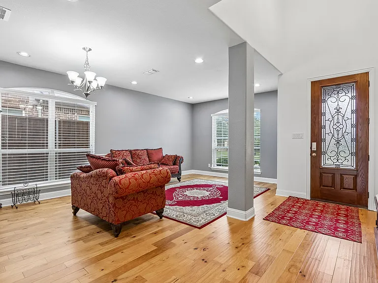 5625 Kerry Dr — Photo 7