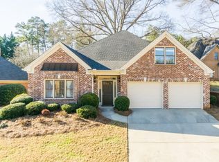 1015 Grace Hill Dr, Roswell, GA 30075