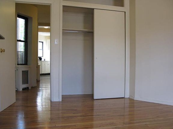 3rd image of 91 Bedford St APT 4FS