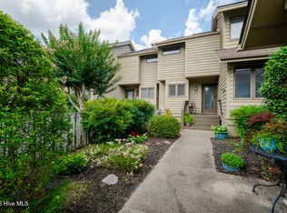 123 Egret Ct, Hampstead, NC 28443