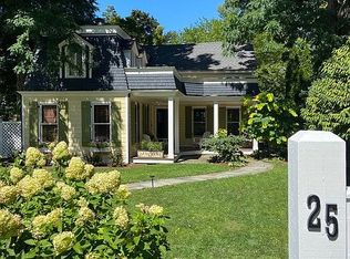 25 South St, Rhinebeck, NY 12572