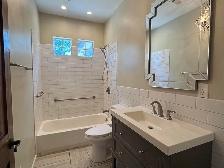 4346 Council Cir — Photo 6