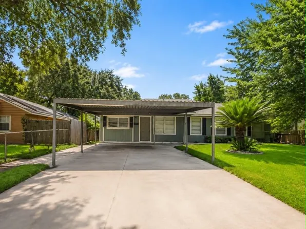 10739 Dulcimer St, Houston, TX 77051