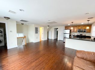 178 Hillside St APT 4, Roxbury Crossing, MA 02120