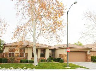 10710 Del Rudini St, Las Vegas, NV 89141