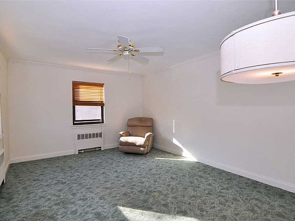 3rd image of 74-07 220th St