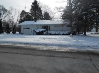 150 Wells St, Croswell, MI 48422