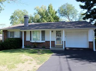 10118 Fawndale Dr, Saint Louis, MO 63126