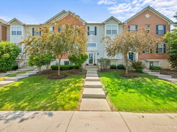 1007 Alberta Rd, Elgin, IL 60124