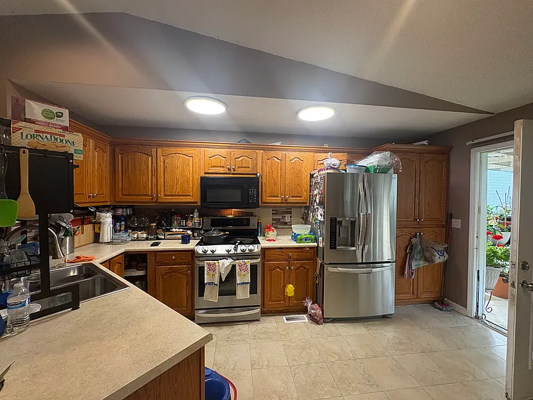 1017 Chasewood Dr — Photo 7