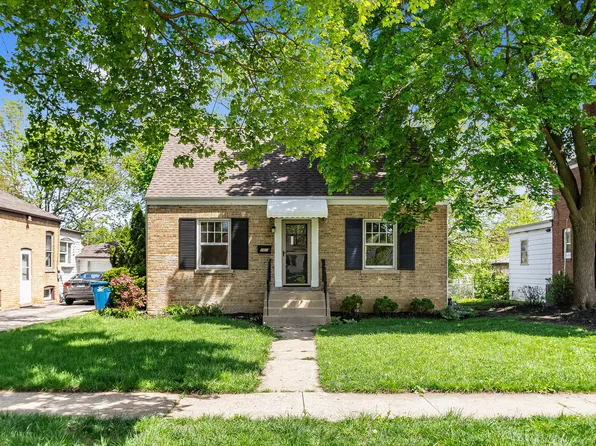 263 S Addison St, Bensenville, IL 60106