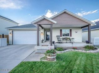 1579 E Crossing Ave, Post Falls, ID 83854